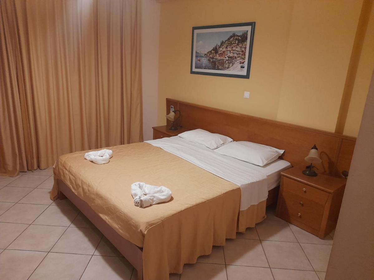 Hotel Iria Beach Exterior photo