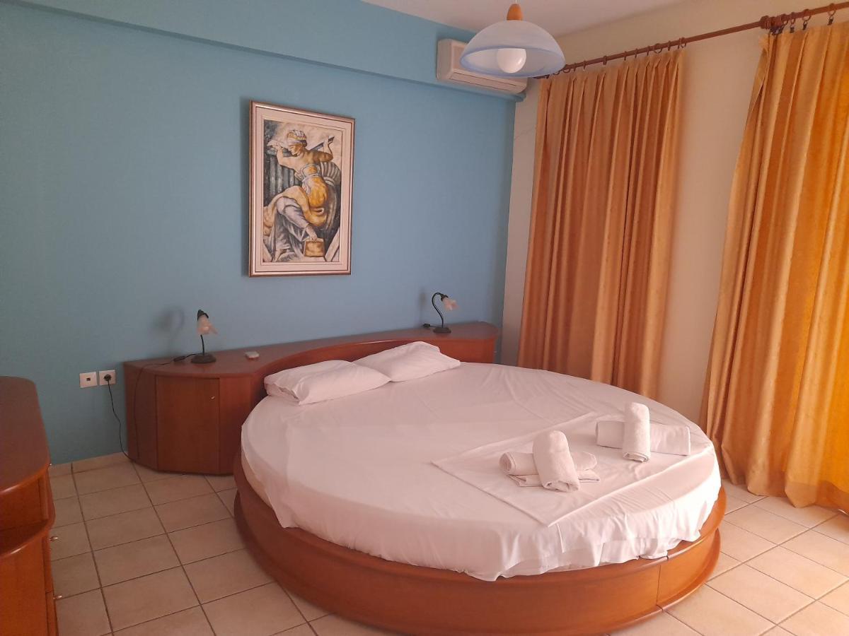 Hotel Iria Beach Exterior photo