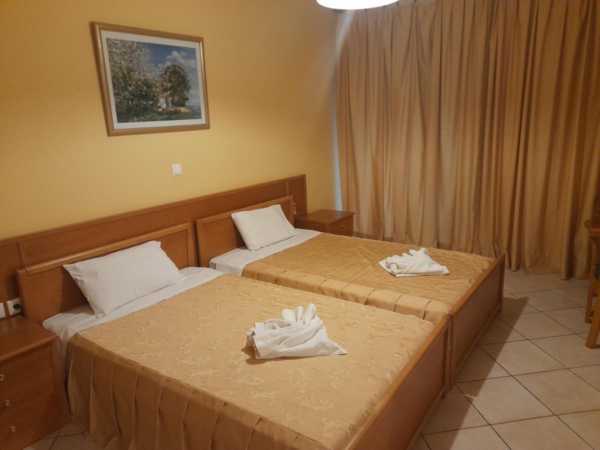 Hotel Iria Beach Exterior photo