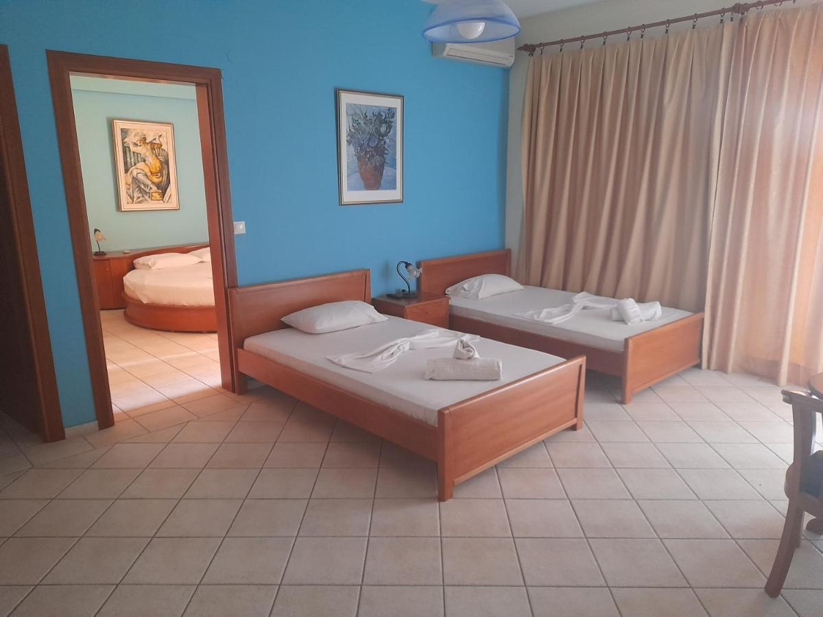 Hotel Iria Beach Exterior photo